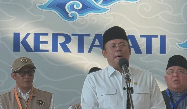 Waka DPR Lepas Keberangkatan 438 Jemaah Haji dari Kertajati, Titip 3 Pesan Ini