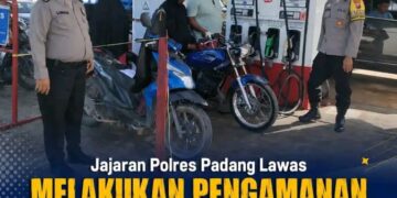 Jajaran Polres Padang Lawas, Melakukan Pengamanan SPBU Armadar 50 Binanga, Antisipasi Penyalahgunaan BBM